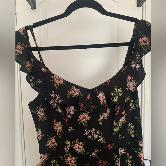 B. Darlin Black Floral Dress - Picture 6 of 9